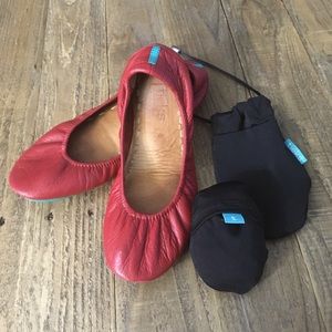 CARDINAL RED TIEKS, size 6